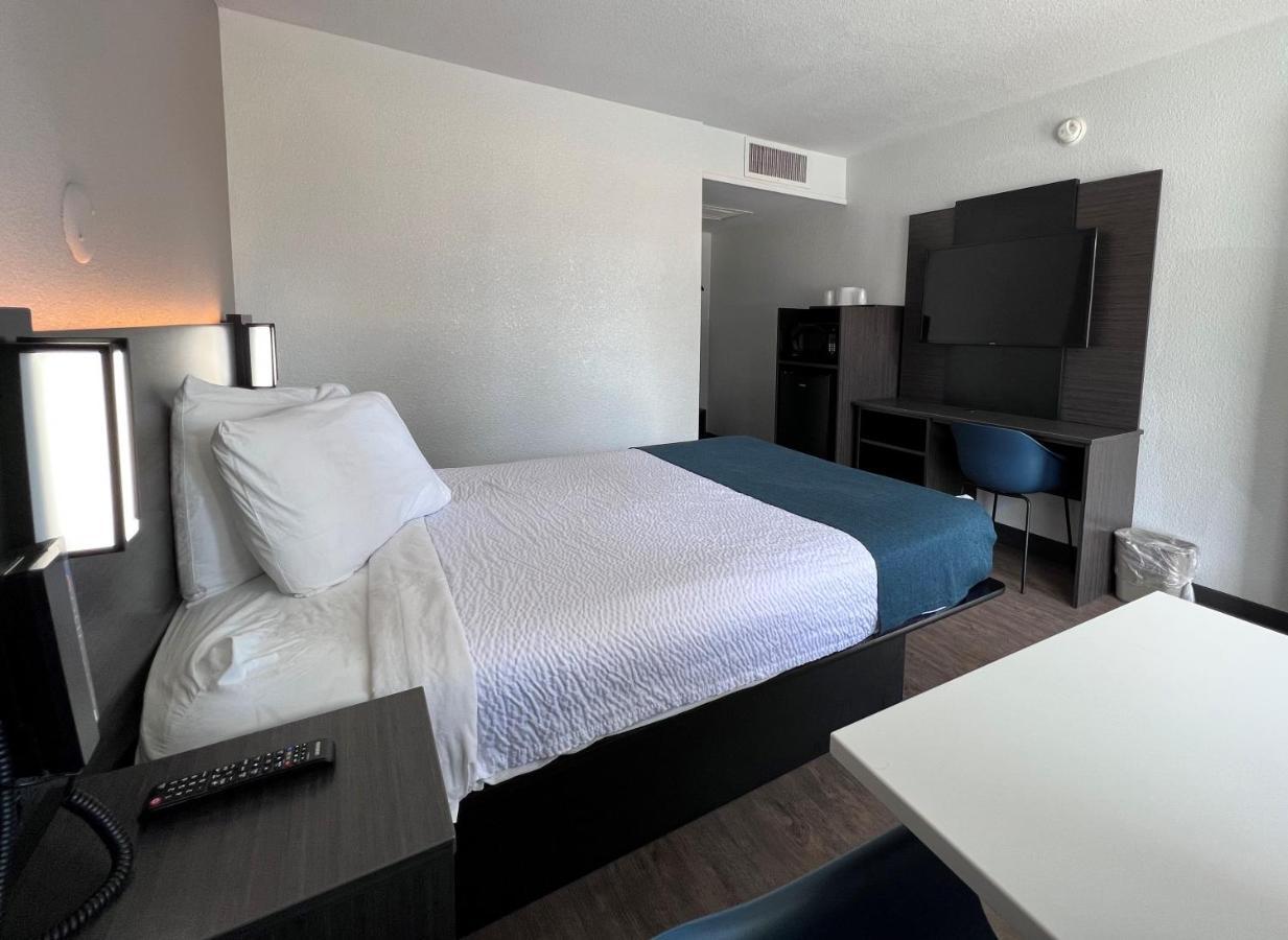 Motel 6-Bakersfield, Ca - South エクステリア 写真